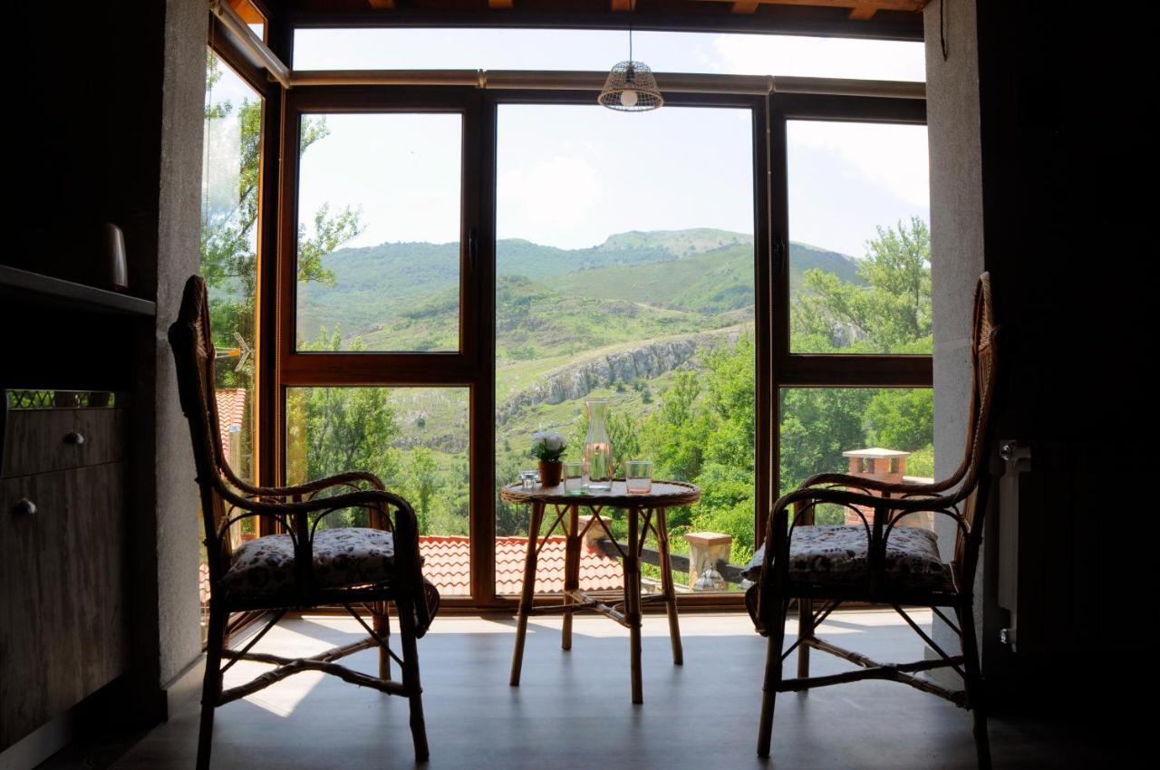 Apartamento Turistico Casas De Manuel La Pola de Gordon 外观 照片