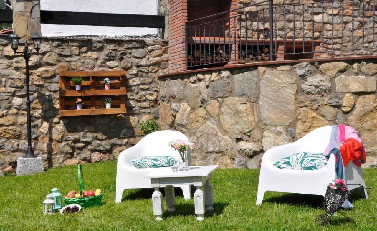 Apartamento Turistico Casas De Manuel La Pola de Gordon 外观 照片