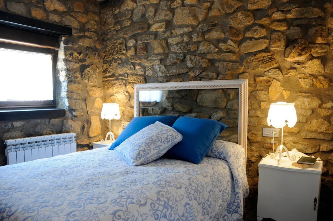 Apartamento Turistico Casas De Manuel La Pola de Gordon 外观 照片